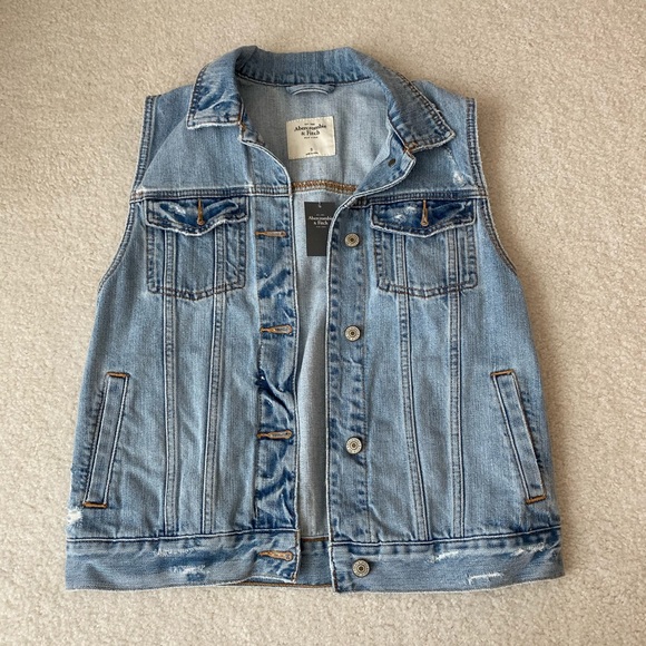 abercrombie denim vest, massive deal 